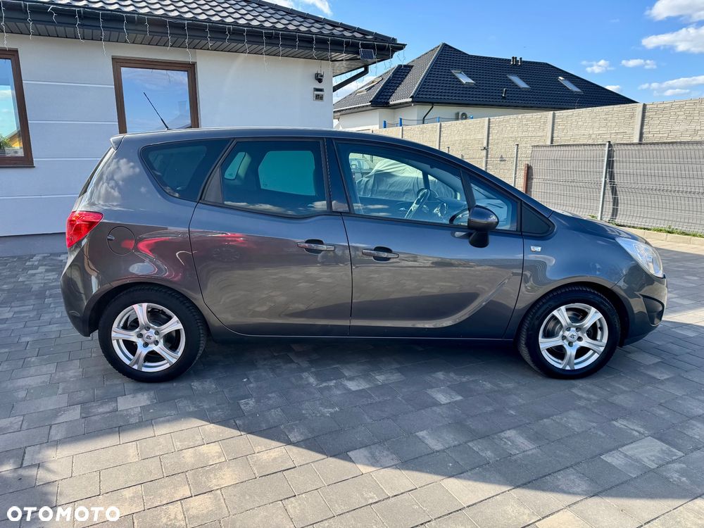 Opel Meriva - 17