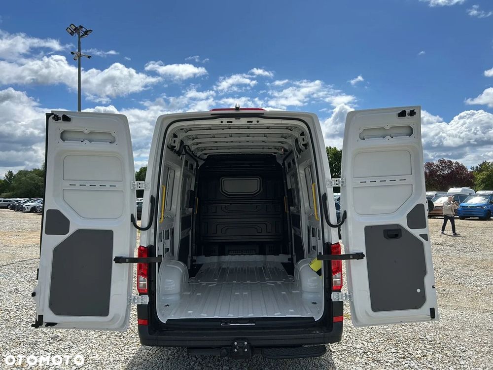 Volkswagen Crafter 35 Furgon L3H3, 2.0TDI 177KM, Wysoki dach, r.o. 3640 - 12