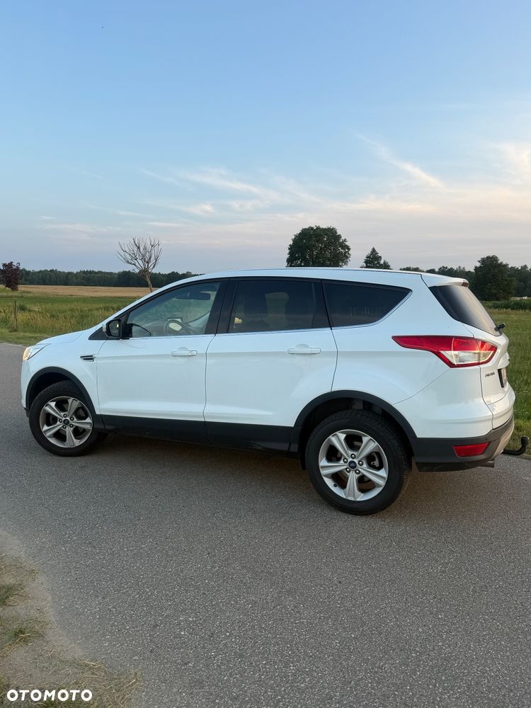 Ford Kuga - 4