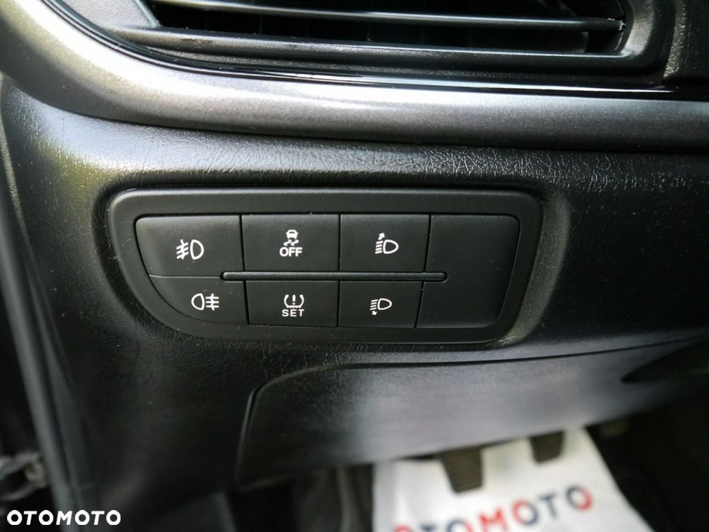 Fiat Tipo 1.6 MultiJet 16v Sport - 33