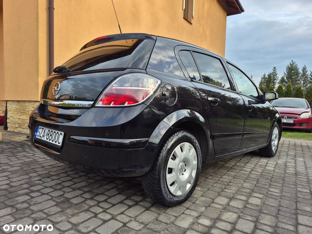 Opel Astra 1.7 CDTI Elegance - 4