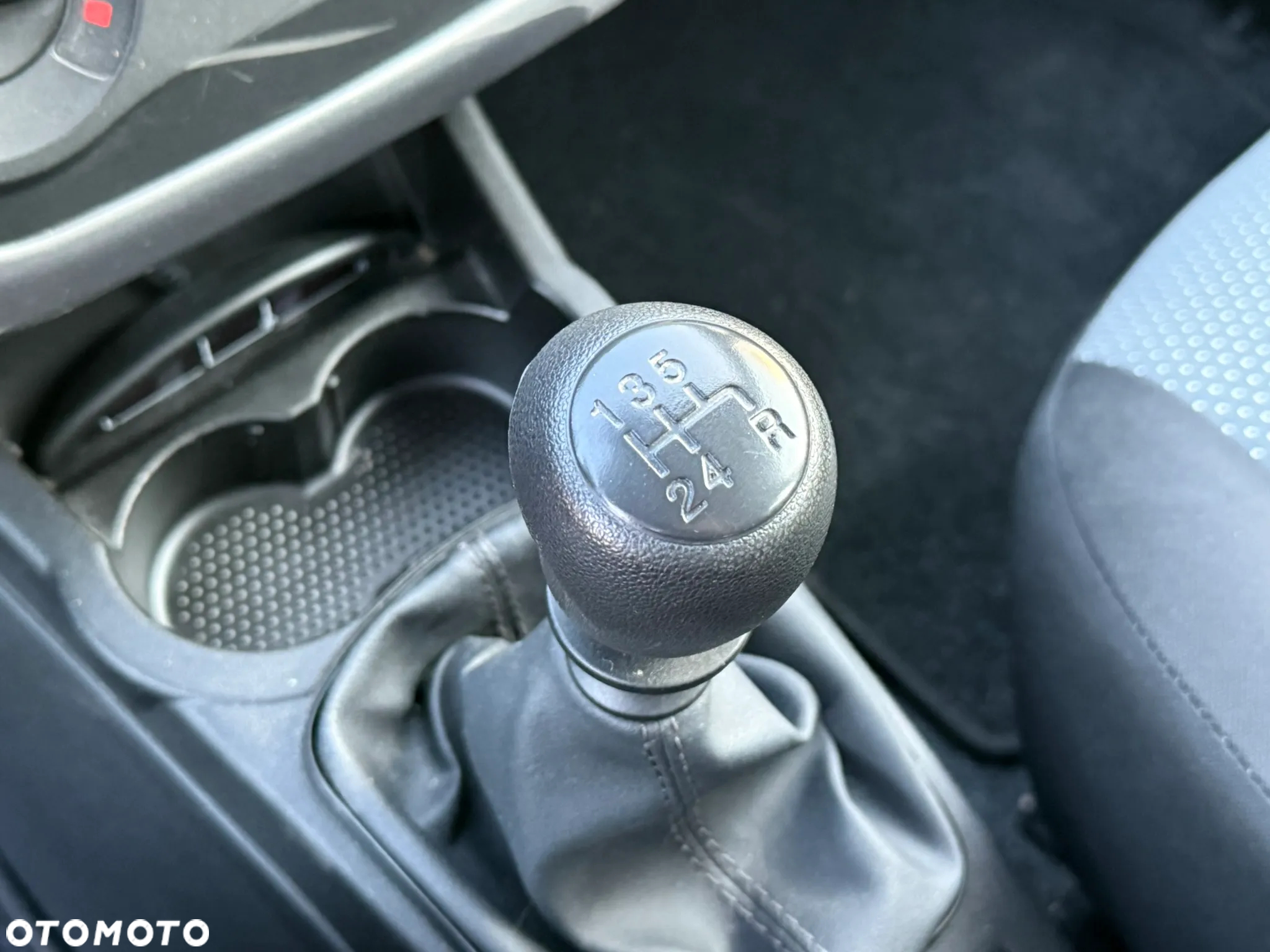 Fiat Grande Punto Actual 1.2 8V Estiva - 24