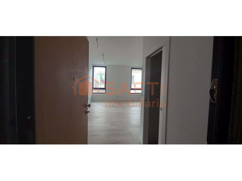 Apartamento T2 centro de Monção - Grande imagem: 3/9