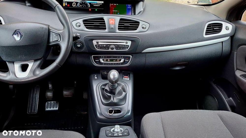 Renault Scenic dCi 110 LIMITED - 9