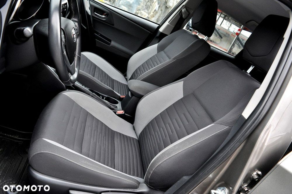 Toyota Auris - 7