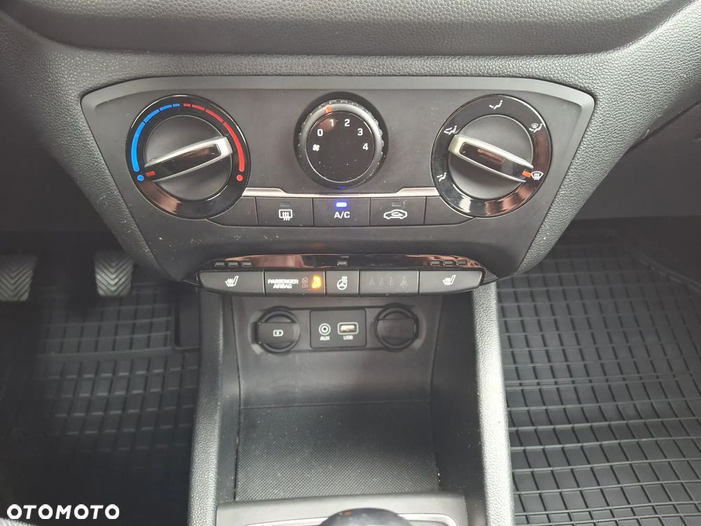 Hyundai i20 1.0 T-GDI YES Plus - 33