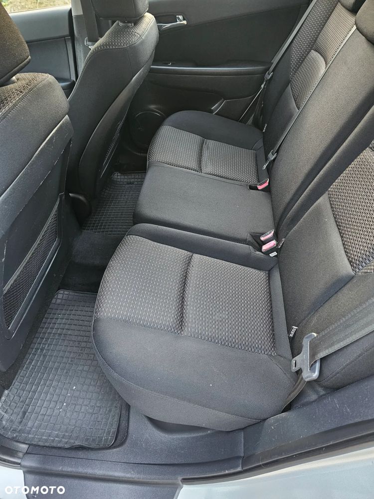 Hyundai i30 1.6 Premium - 9