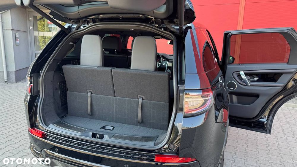 Land Rover Discovery Sport P250 R-Dynamic - 19