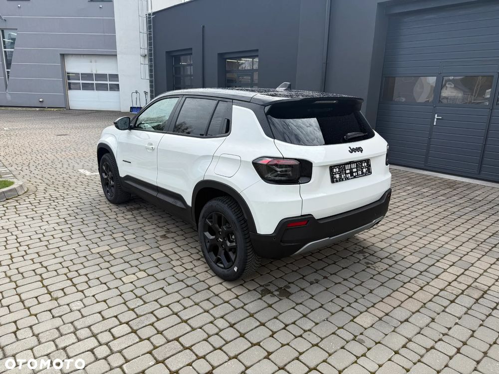 Jeep Avenger 1.2 T3 mHEV Black Edition FWD eDCT6 - 7