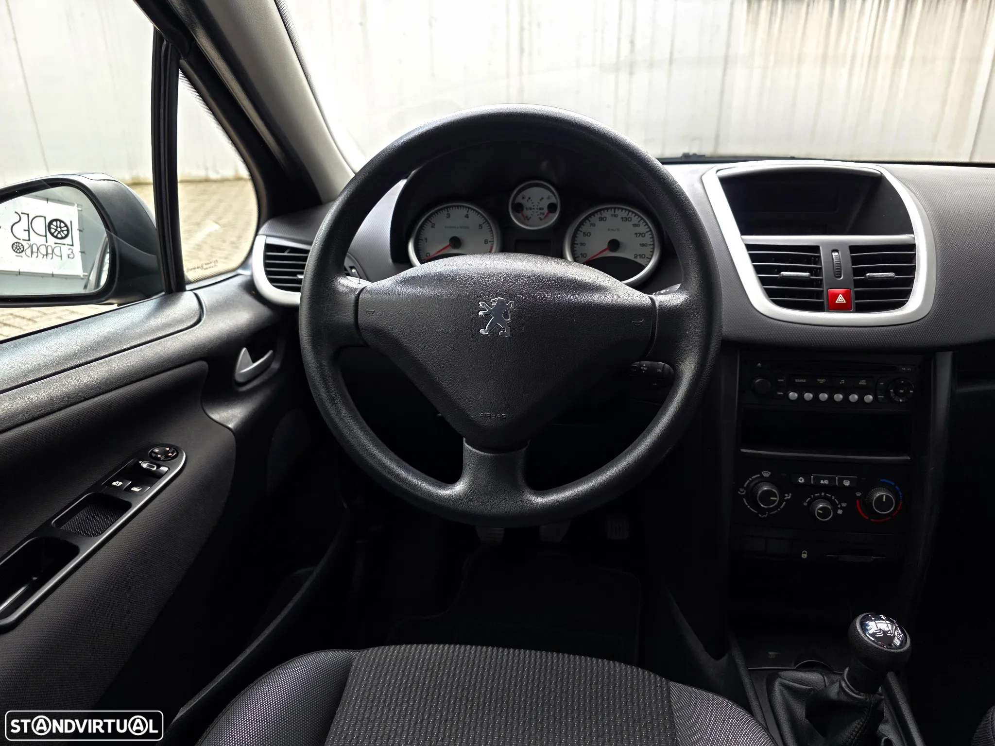 Peugeot 207 1.4 16V Active - 36