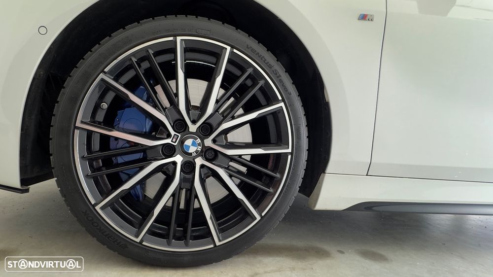 BMW M135i xDrive - 8