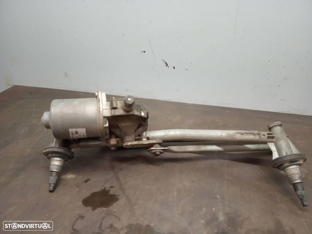 MOTOR LIMPA-VIDROS FRONTAL FORD FIESTA V 2006 -2S6T17B571AC - 2