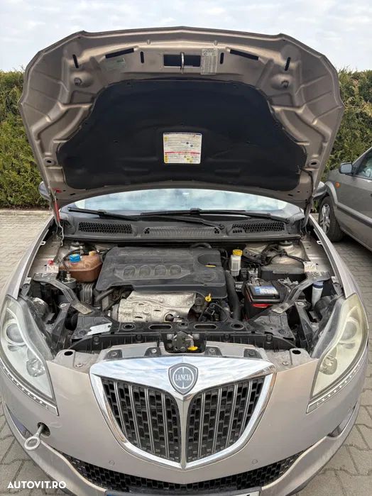 Lancia Delta 1.6 MultiJet Aut. Oro - 4