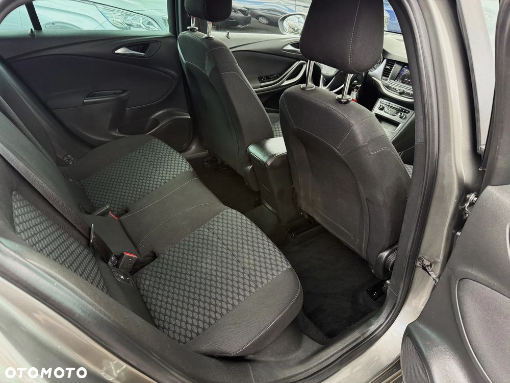 Opel Astra 1.5 D Start/Stop Business Edition - 11
