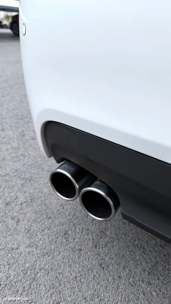 BMW 318 d Sport Line - 13