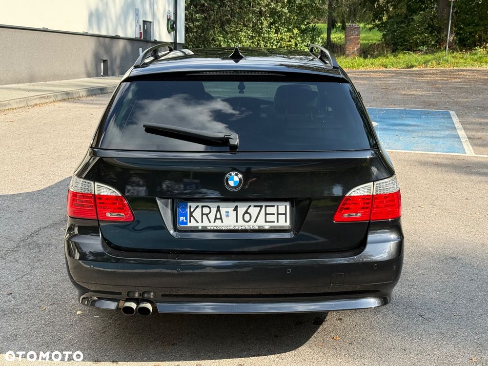 BMW Seria 5 525d Touring Edition Exclusive - 4