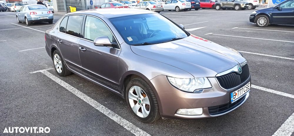 Skoda Superb Combi 1.4 TSI Comfort - 2