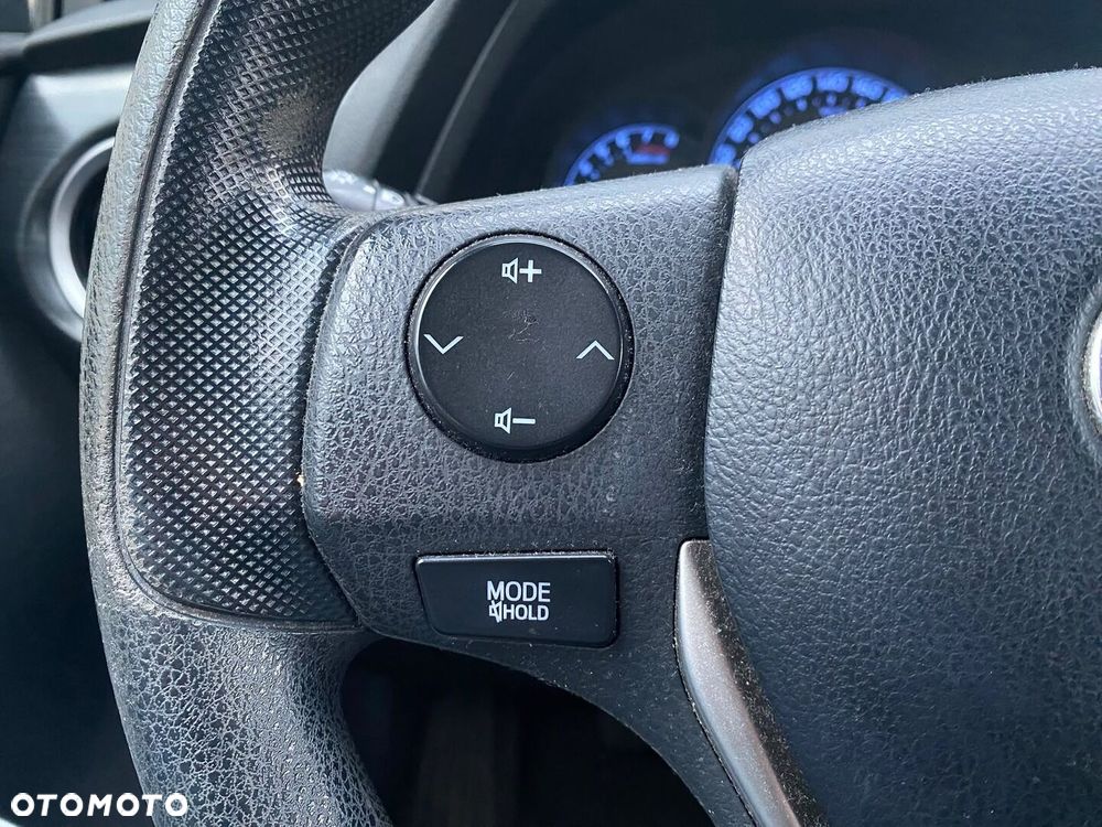 Toyota Auris 1.6 Active - 19