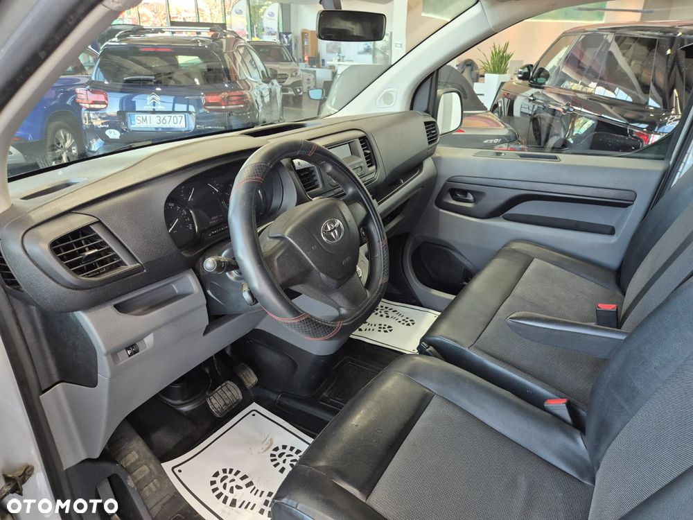 Toyota ProAce 1.6 / L1H1 / AUTOMAT / BEZWYPADKOWY / SERWISOWANY / KSIĄŻKA SERWISOWA / STAN IDEALNY / KRÓTKI / ALUFELGI - 25