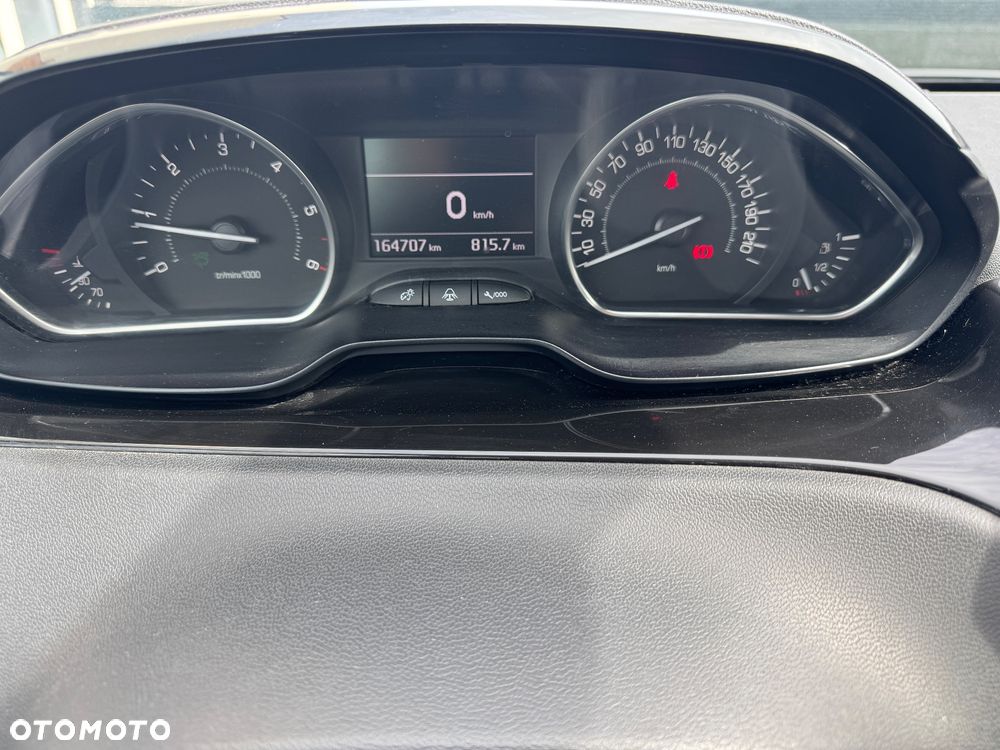 Peugeot 208 e-HDi FAP 92 Stop&Start Allure - 16
