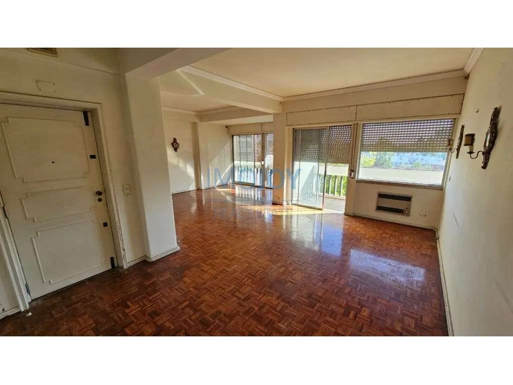 Apartamento T6 no Centro de Lisboa - Grande imagem: 2/34
