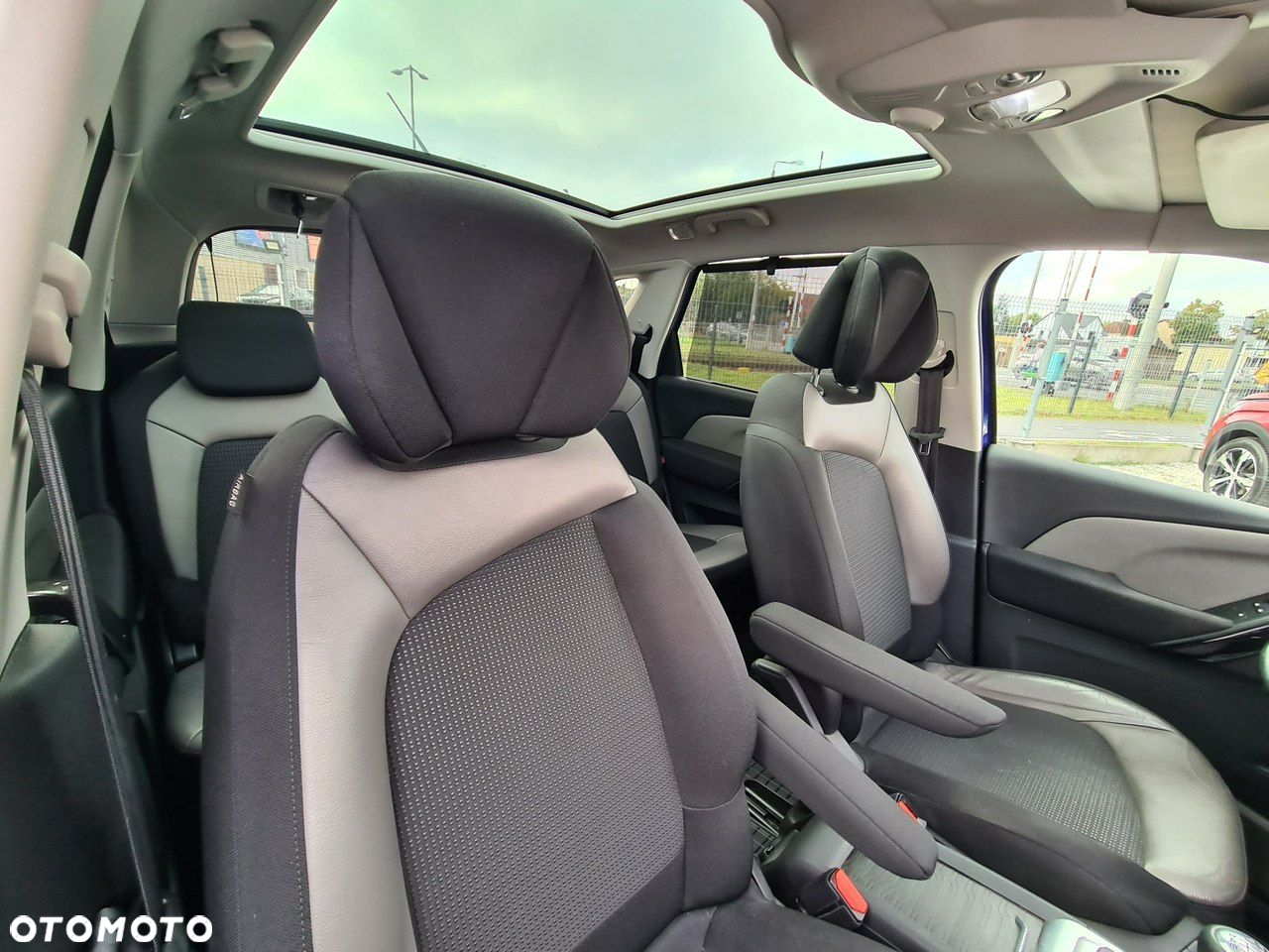 Citroën C4 Picasso BlueHDi 120 Exclusive - 31