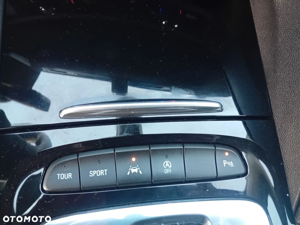 Opel Insignia 2.0 Direct InjectionTurbo Business Edition - 24