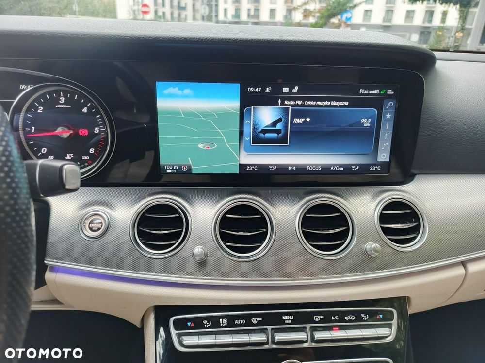 Mercedes-Benz Klasa E 220 d 9G-TRONIC - 18