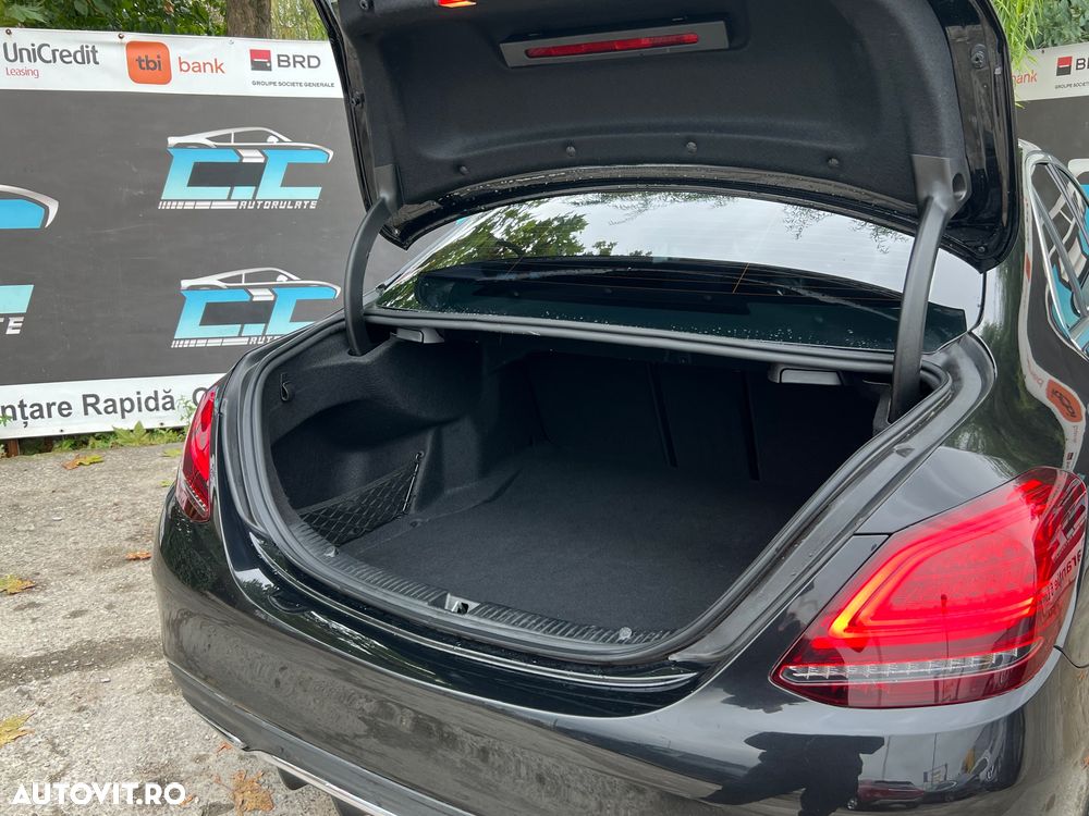 Mercedes-Benz C 220 d 4Matic 9G-TRONIC AMG Line - 29