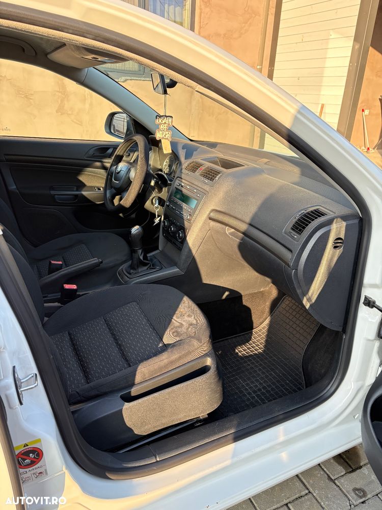 Skoda Octavia 1.6 TDI DPF Classic - 6