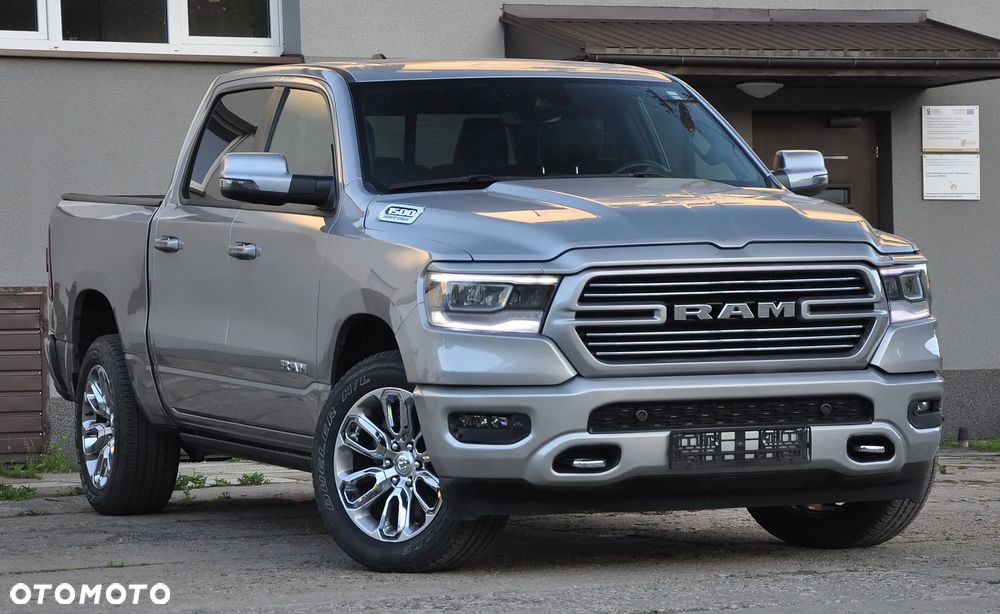 RAM 1500 5.7 Crew Cab Laramie - 9