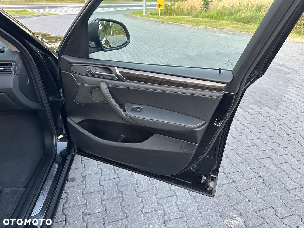 BMW X3 xDrive28i xLine - 18