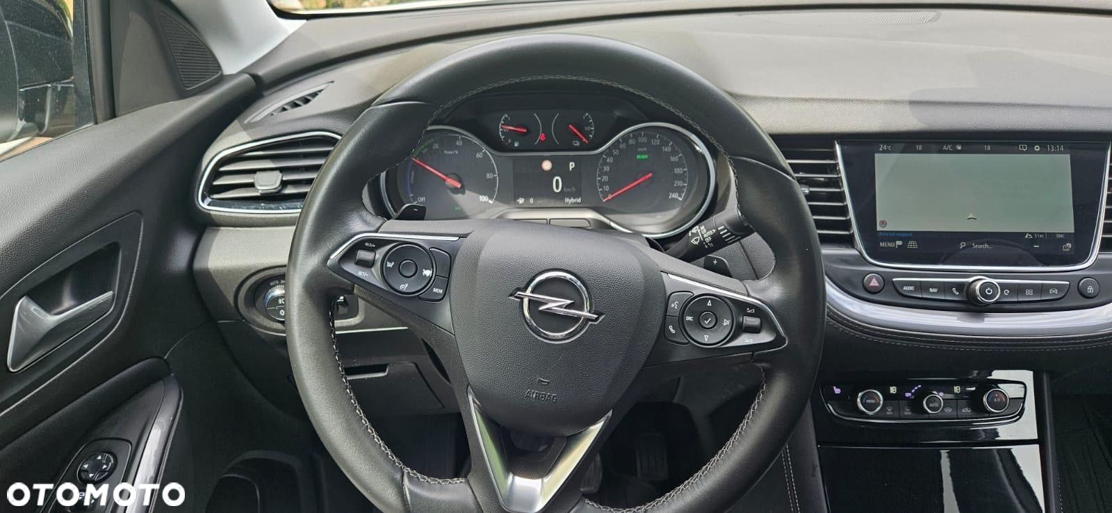Opel Grandland X 1.6 T PHEV 4x4 Edition Business - 27