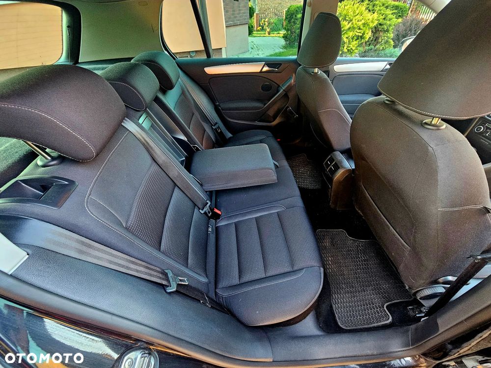Volkswagen Golf 1.6 TDI Highline DSG - 8
