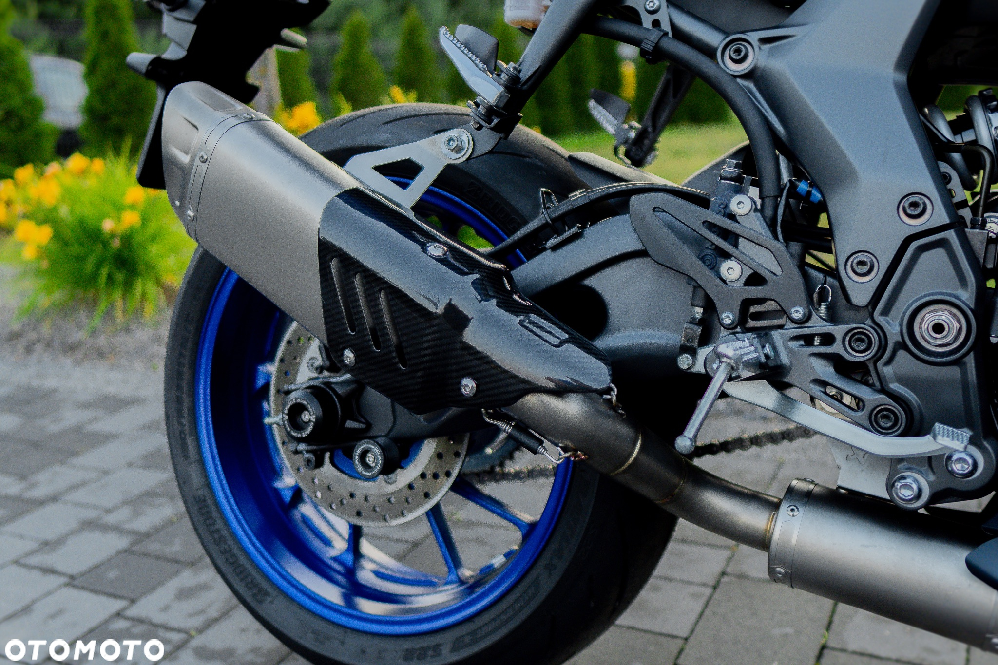 Yamaha R7 - 17
