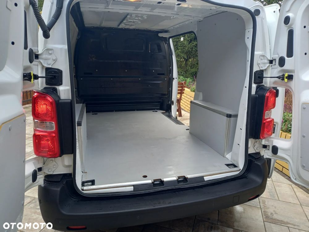 Peugeot Expert Kombi 1.5 BlueHDi Standard 2,8t - 9