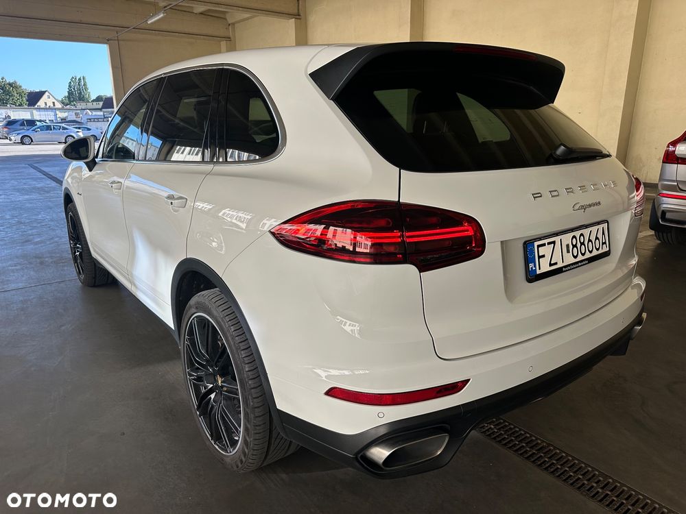 Porsche Cayenne Diesel Platinum Edition - 17