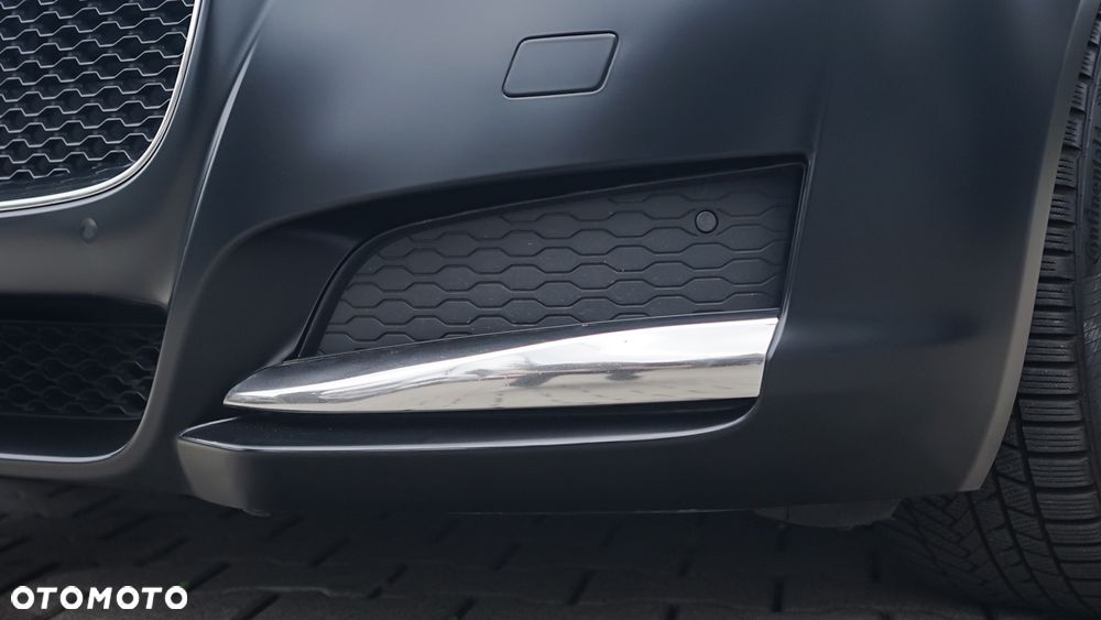 Jaguar XF 2.0 i4D Prestige - 38