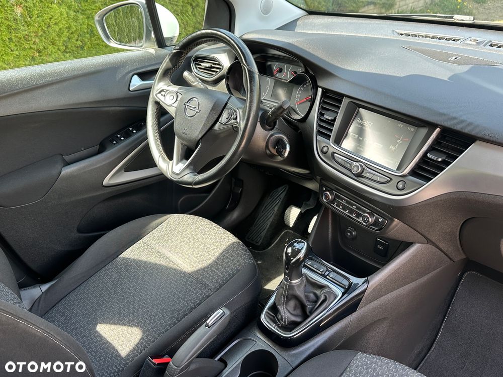 Opel Crossland X - 21