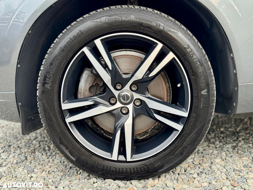 Volvo XC 60 D4 AWD Geartronic RDesign - 16