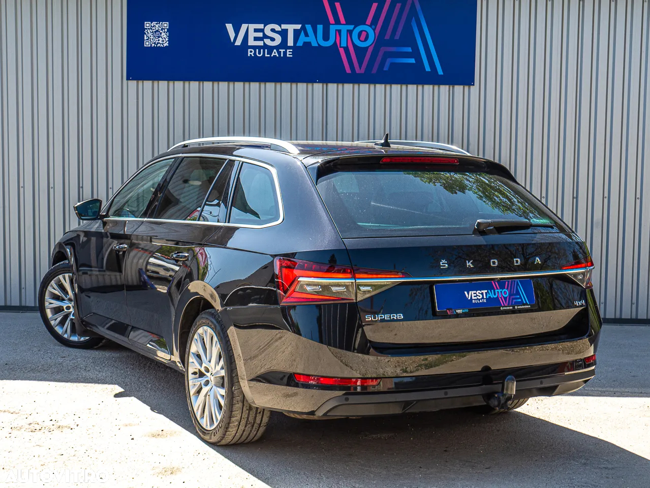 Skoda Superb 2.0 TDI 4X4 DSG Style - 8