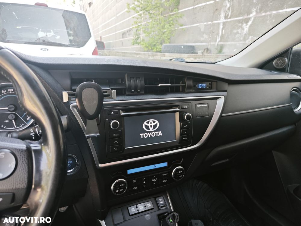 Toyota Auris - 15