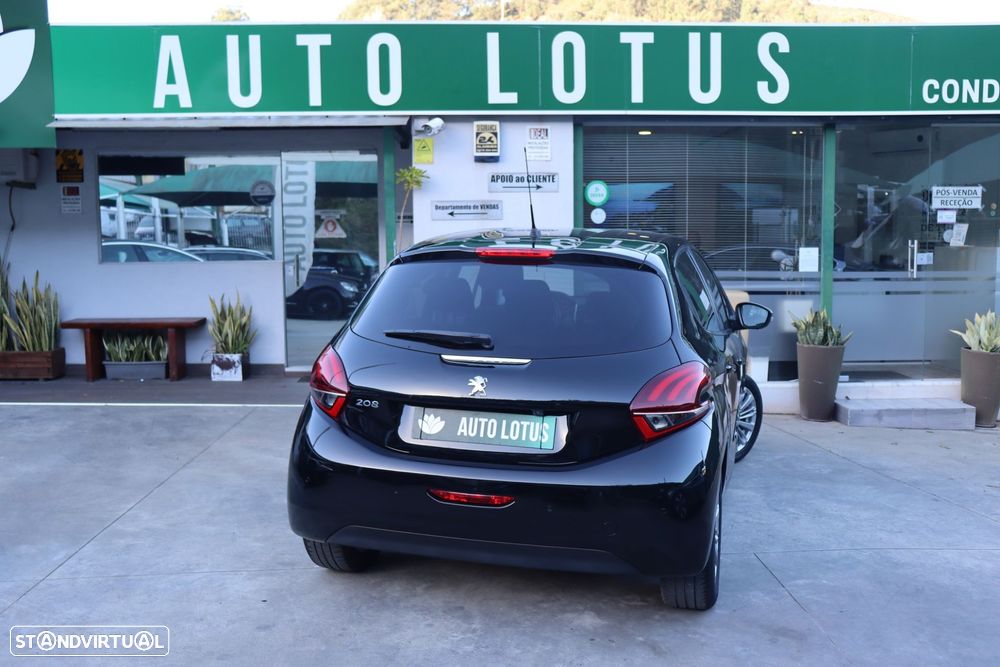 Peugeot 208 1.2 PureTech Style - 6