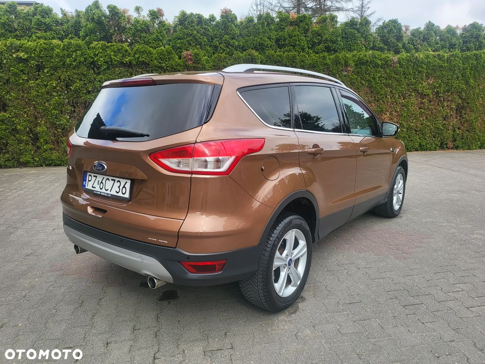 Ford Kuga 2.0 TDCi 4x4 Titanium - 6