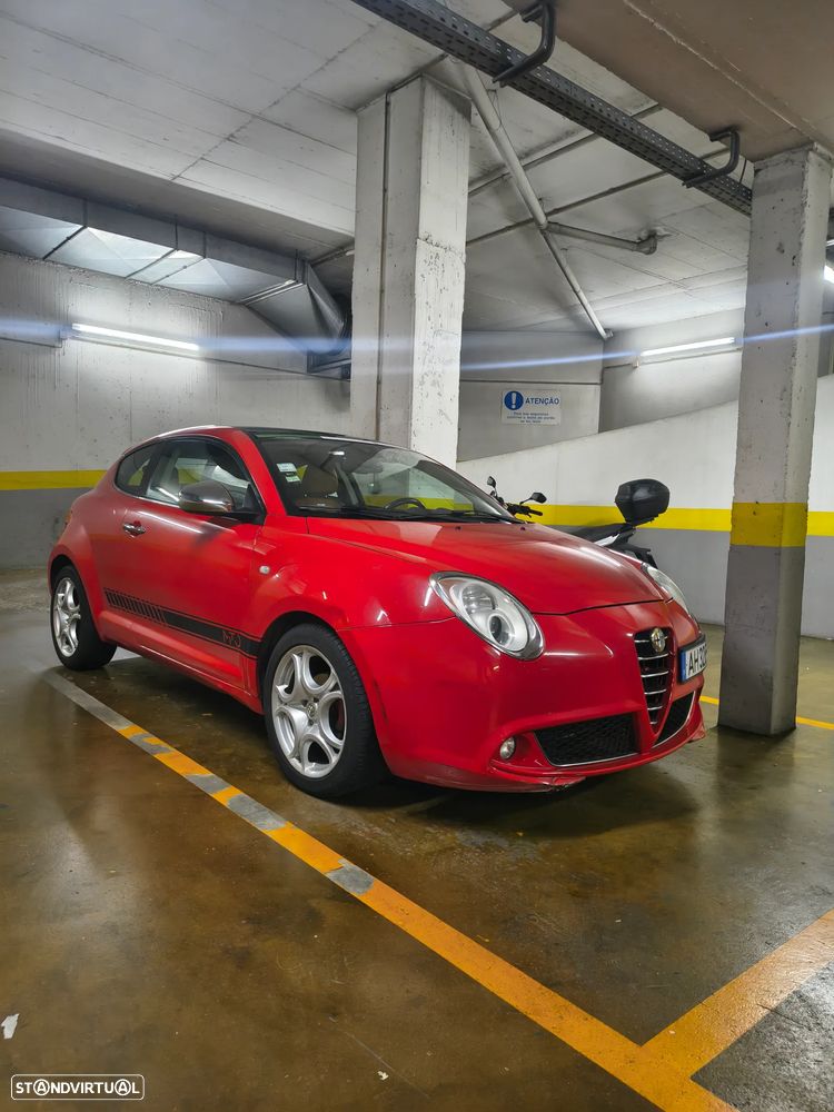 Alfa Romeo MiTo 1.4 MultiAir Distinctive - 1