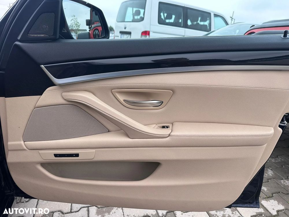 BMW Seria 5 525d xDrive Aut. Luxury Line - 25
