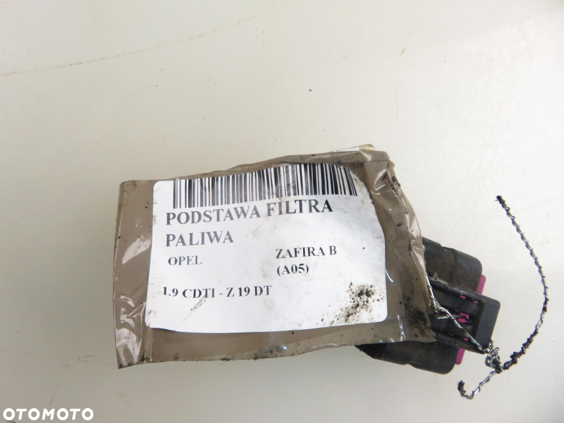 OBUDOWA FILTRA PALIWA OPEL ZAFIRA B 1.9 CDTI 13204107 - 3