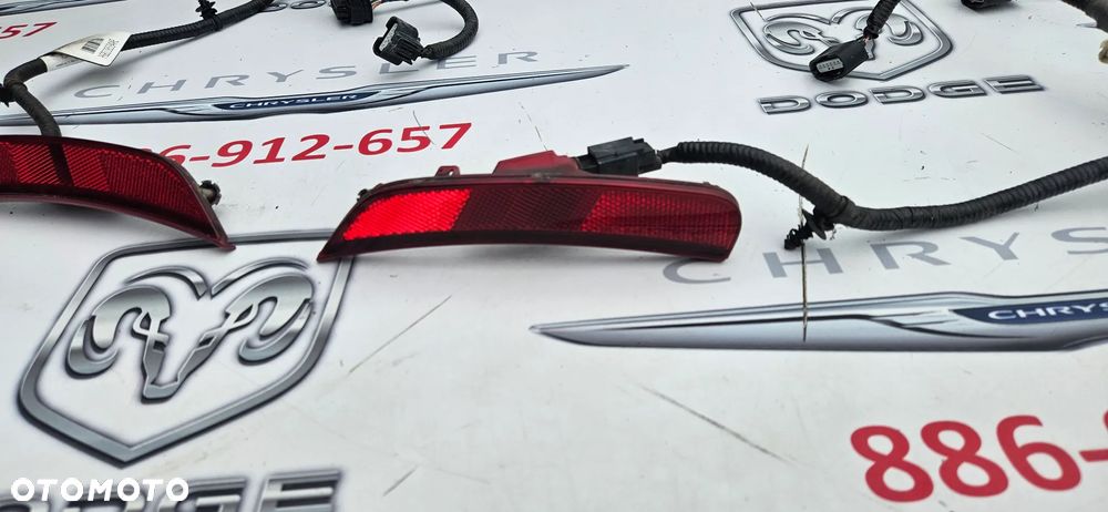 Chrysler Pacifica 2016- Instalacja zderzaka tylnego pod 4x PDC Wiązka PDC P68228594AE  Moduł martwego pola Radar zderzaka tył 68306454AB - 3