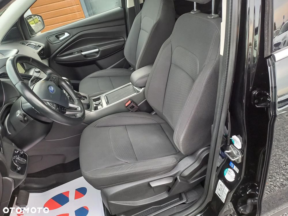 Ford Kuga - 15