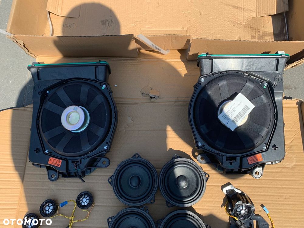ZESTAW GŁOŚNIKÓW WZMACNIACZ HARMAN KARDON BMW 8 G16 M8 F93 - 2